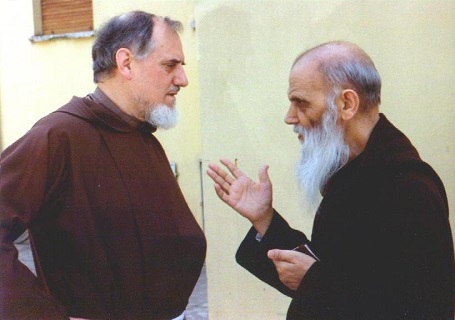P. Guglielmo con p. Flavio Carraro, Ministro Generale dei frati cappuccini