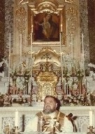 P. Raffaele che celebra la Messa nel santuario di Puianello P. Raffaele da Mestre